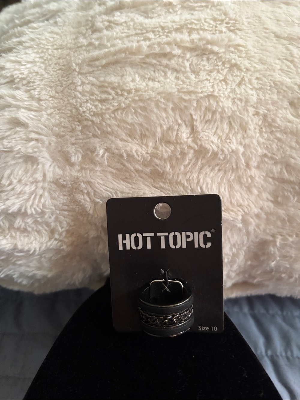Hot Topic Black and Silver Chain Accent Ring Set